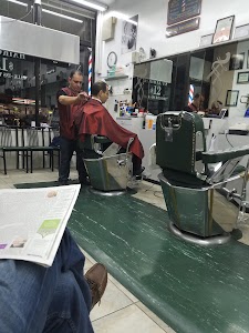 Ideal Barber Shop place picture